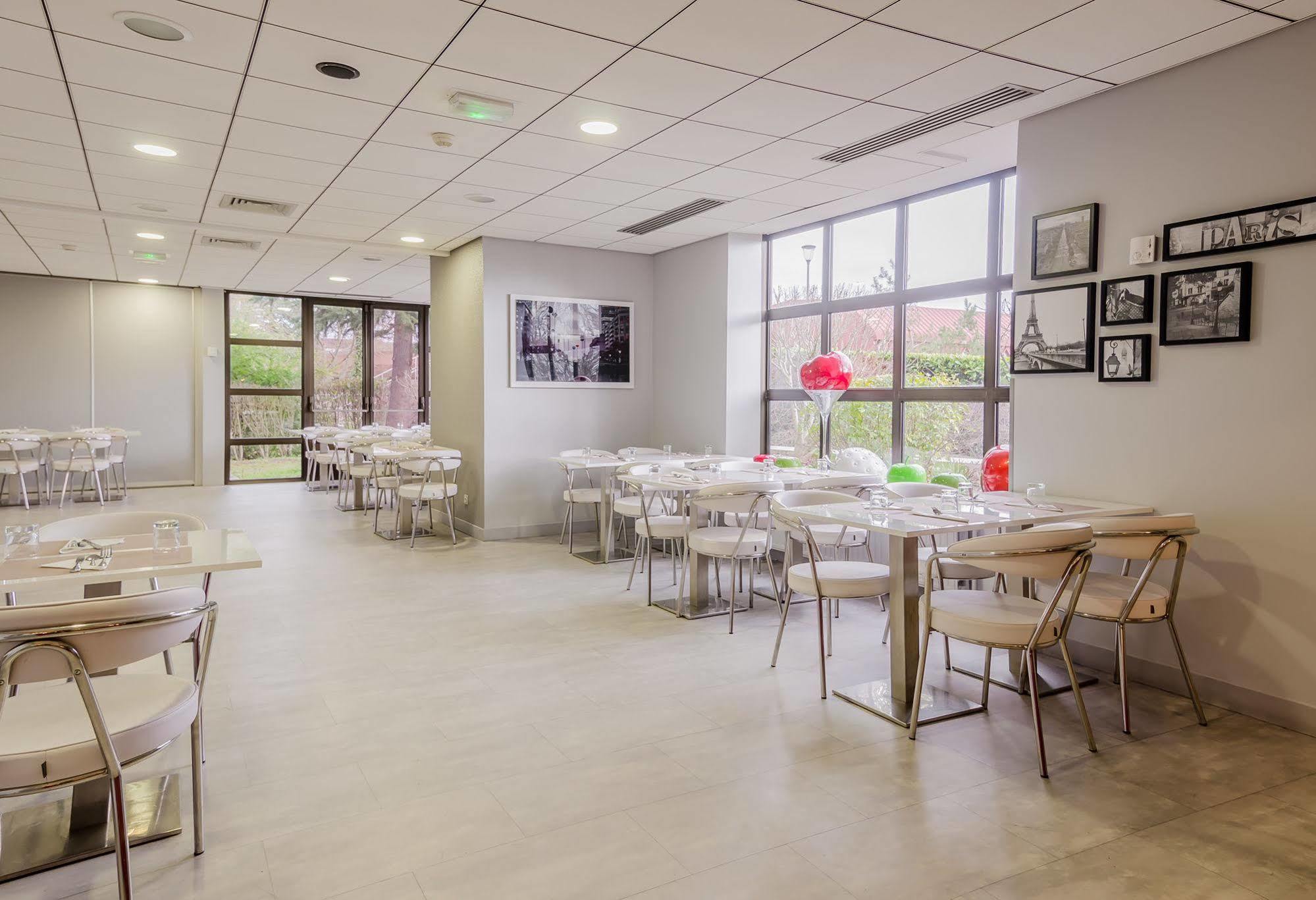 Mercure Cergy Pontoise Centre Eksteriør billede