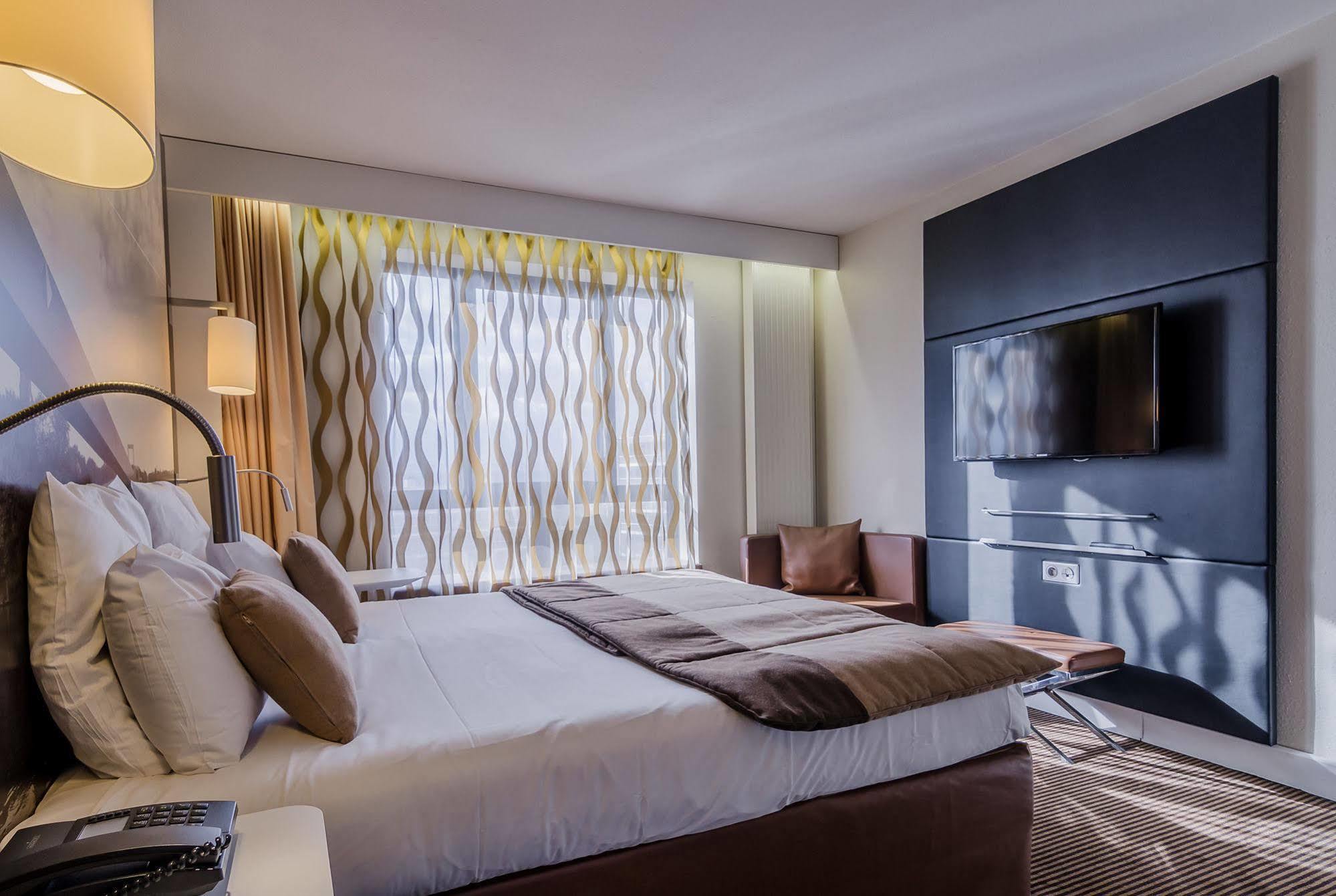 Mercure Cergy Pontoise Centre Eksteriør billede